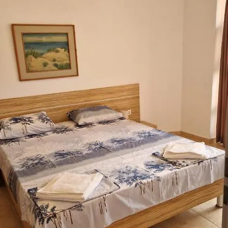 Perlite - Flora By The Appartement Sozopol